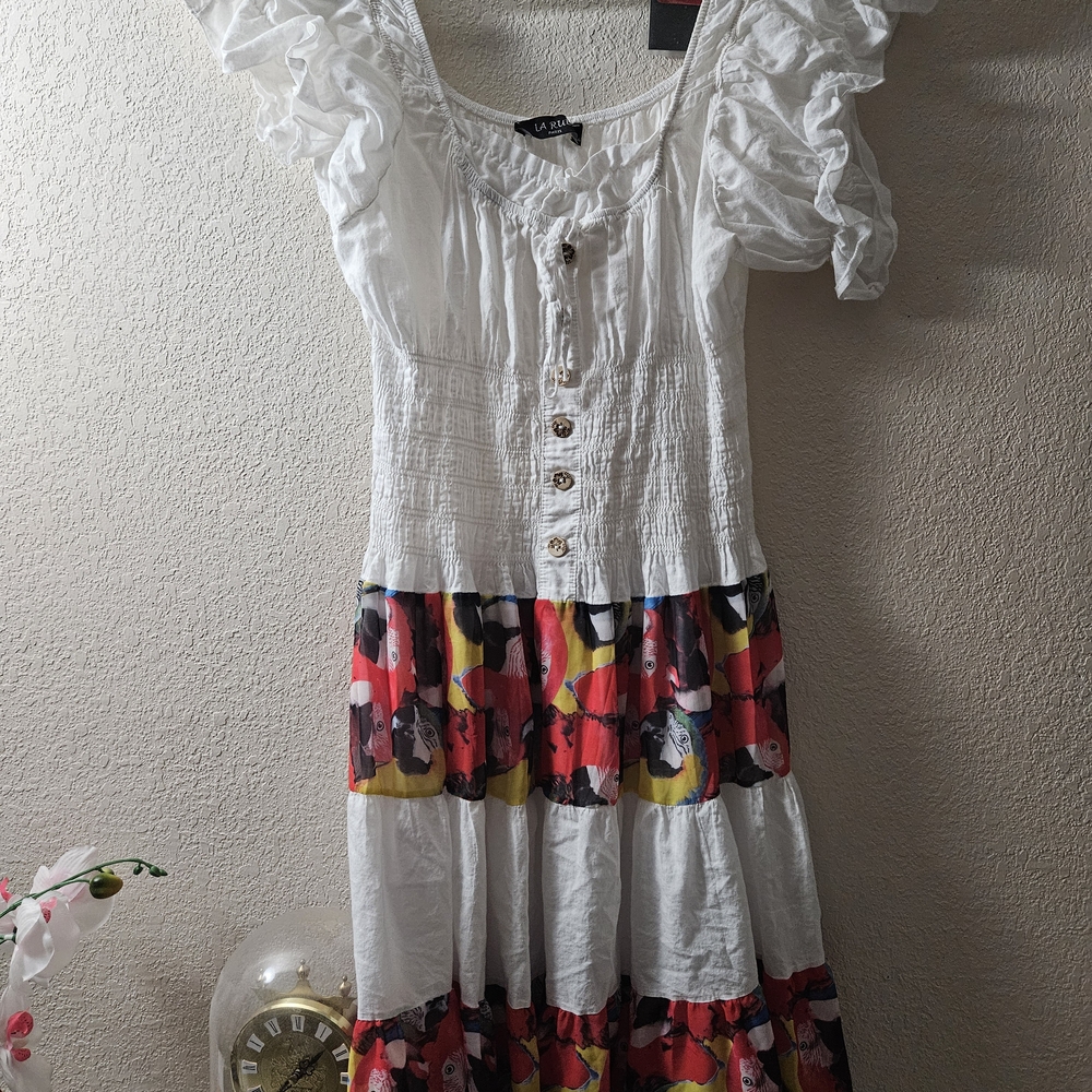 Chic White and Red Floral Midi Dress